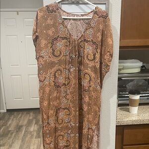 Novella Royale Paisley Dress in Brown and Tan